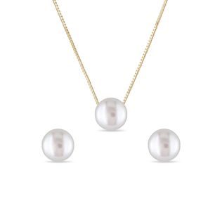 Pearl Earring and Necklace Set in Yellow Gold