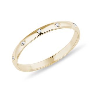 Diamond ring in 14kt yellow gold