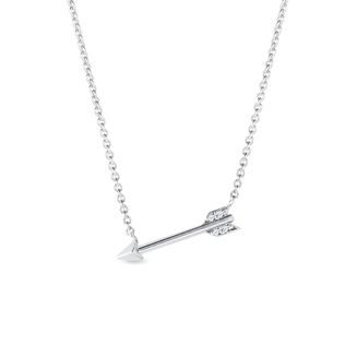 Arrow necklace with diamonds in white gold