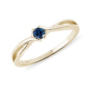 SAPPHIRE RING IN YELLOW GOLD - SAPPHIRE ENGAGEMENT RINGS - ENGAGEMENT RINGS