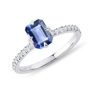 LUXUSNÍ ZÁSNUBNÍ PRSTEN S CEJLONSKÝM SAFÍREM A DIAMANTY - ZÁSNUBNÍ PRSTENY SE SAFÍREM - ZÁSNUBNÍ PRSTENY
