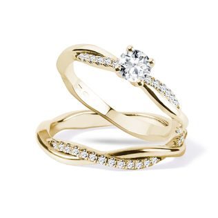 DIAMOND ENGAGEMENT SET IN GOLD - ENGAGEMENT AND WEDDING MATCHING SETS - ENGAGEMENT RINGS