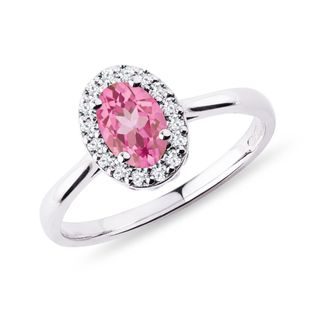 ROSA SAPHIR RING MIT DIAMANTEN - RINGE MIT SAPHIR{% if product.kategorie.adresa_nazvy[0] != product.kategorie.nazev %} - RINGE{% endif %}