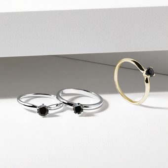 Entdecken Sie Die Magie Von Champagnerfarbenen Und Schwarzen Diamanten Klenota