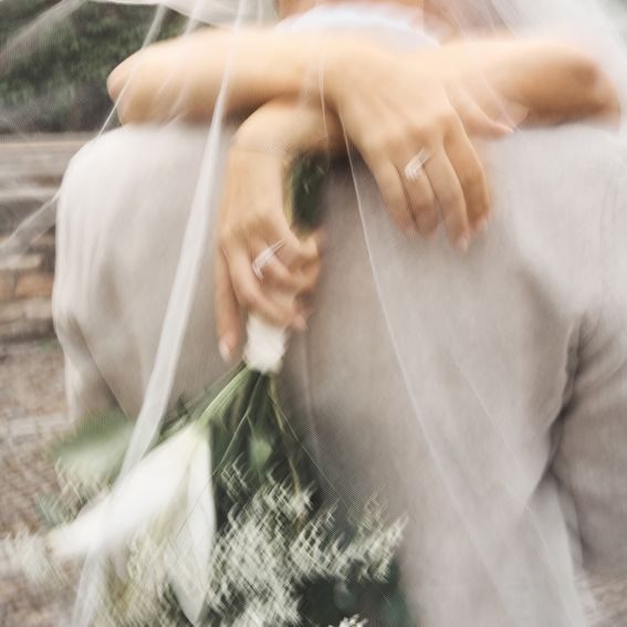 Cinq bijoux pour la mariée et les invitées du mariage