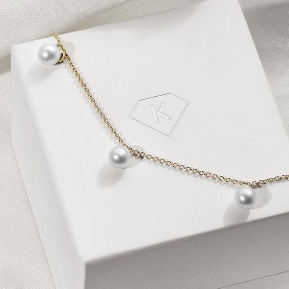 Pearl jewellery: timeless classics