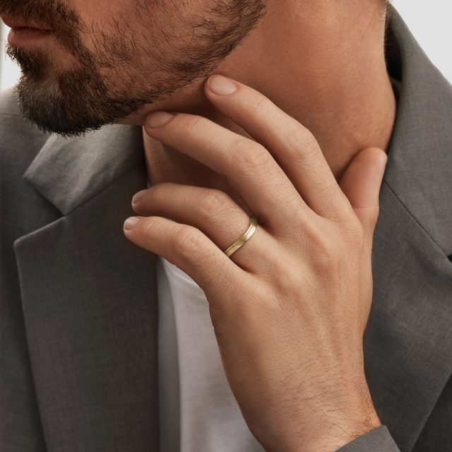 MEN'S WAVE GOLD WEDDING RING WITH A GROOVE - RINGS FOR HIM - 