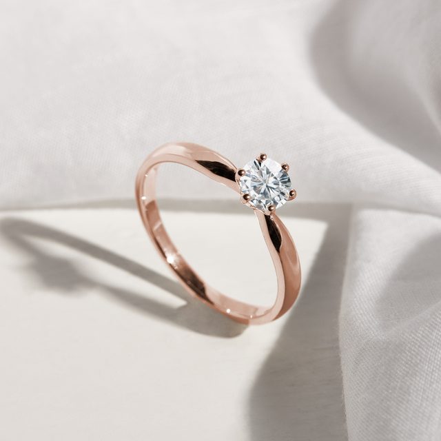 BAGUE EN OR ROSE AVEC DIAMANT 0,5 CT - TAILLE BRILLANT - 