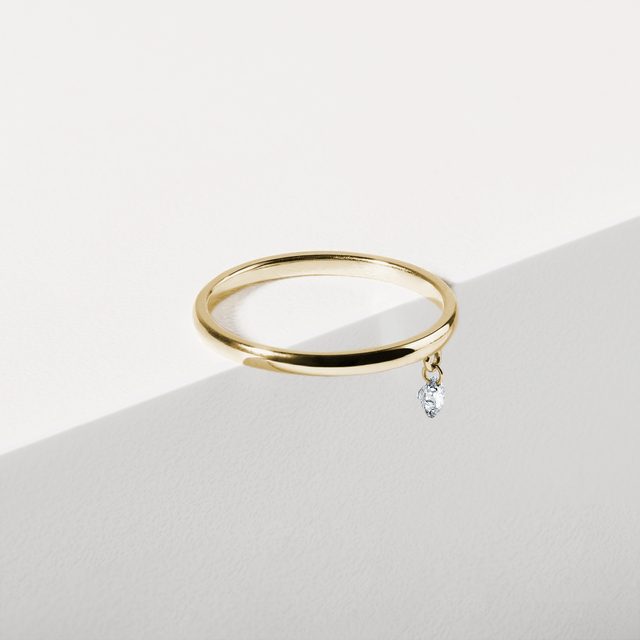 BAGUE DÉLICATE EN OR JAUNE ET DIAMANT DE SYNTHÈSE - BAGUES EN DIAMANT - 
