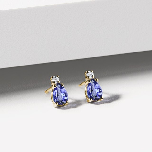 BOUCLES D'OREILLES EN OR, DIAMANTS ET TANZANITES - BOUCLES D’OREILLES EN TANZANITE - 