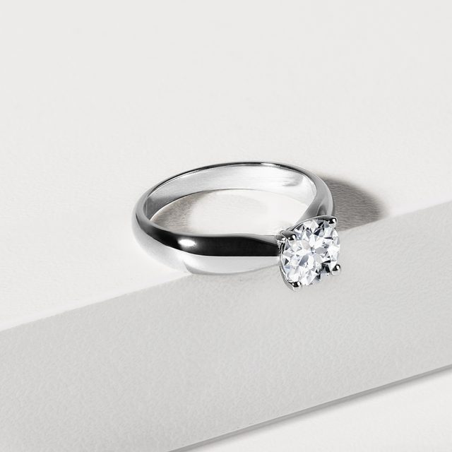 ZÁSNUBNÍ PRSTEN  S 1,0 CT LAB GROWN DIAMANTEM V BÍLÉM ZLATĚ - ZÁSNUBNÍ PRSTENY S LAB GROWN DIAMANTY - 