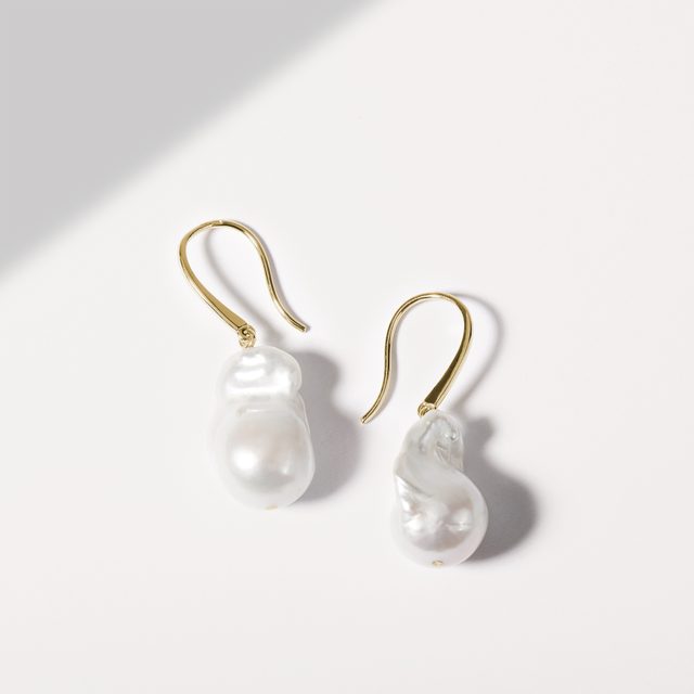 BAROQUE PEARL DROP EARRINGS IN YELLOW GOLD - PEARL EARRINGS - 