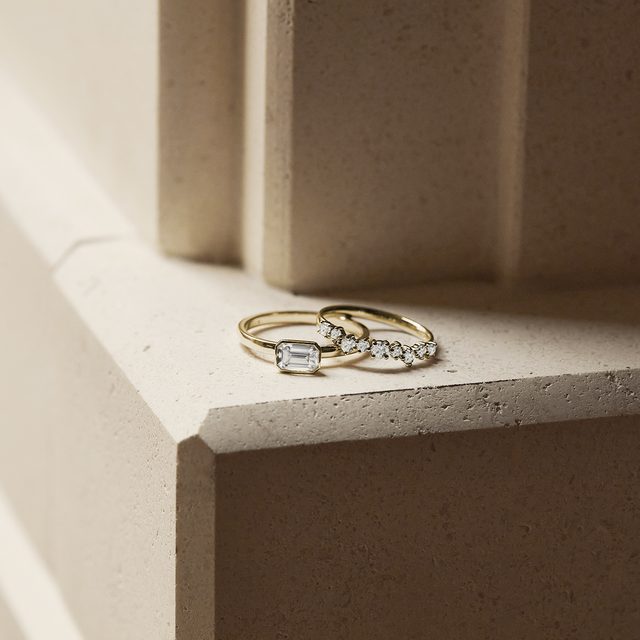 ALLIANCE EN OR JAUNE AVEC DIAMANT - ALLIANCES DE MARIAGE FEMMES - 