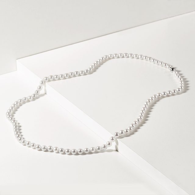 Collier long en Akoya perle KLENOTA
