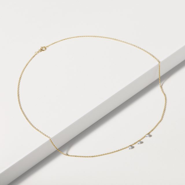 HALSKETTE MIT DREI LABORDIAMANTEN IN GELBGOLD - KETTEN MIT DIAMANTEN - 