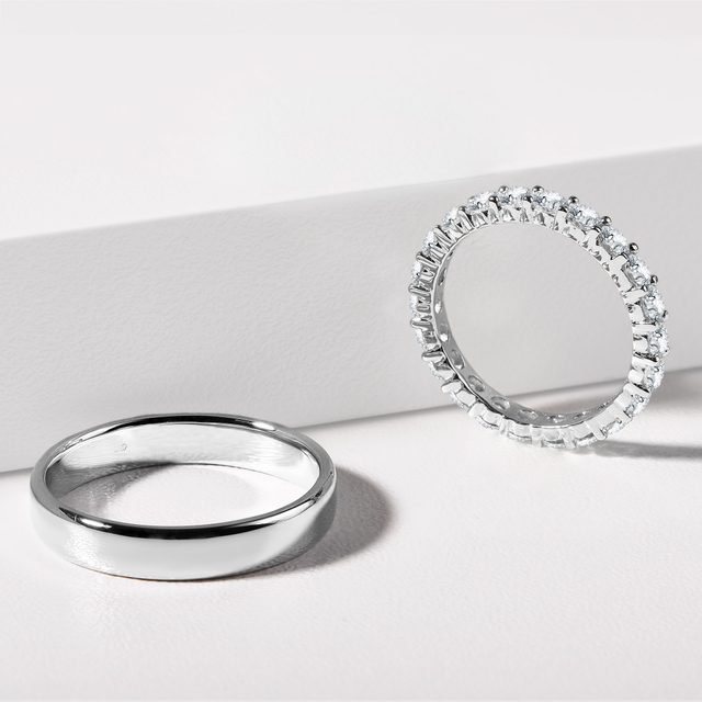 ALLIANCES EN OR BLANC AVEC BAGUE ÉTERNITÉ - ENSEMBLES D’ALLIANCES EN OR BLANC - 