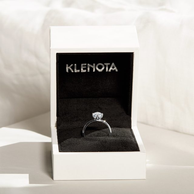 BAGUE EN OR BLANC AVEC DIAMANT DE SYNTHÈSE 1 CARAT - BAGUES AVEC DIAMANTS DE SYNTHÈSE - 