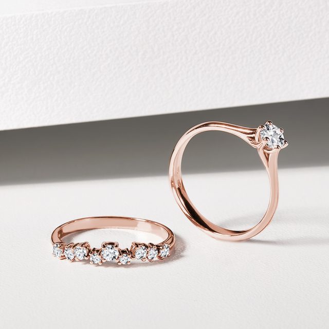 ROSE GOLD RING ADORNED WITH A BRILLIANT DIAMOND - BRILLIANT CUT DIAMOND ENGAGEMENT RINGS - 