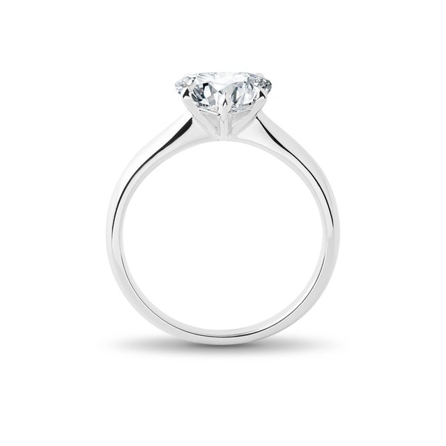 PIERŚCIONEK Z BIAŁEGO ZŁOTA Z LABORATORYJNYM DIAMENTEM W KSZTAŁCIE SERCA - PIERŚCIONKI Z LAB GROWN DIAMENTAMI - 