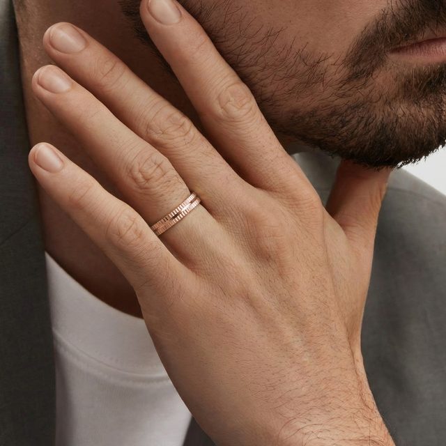 SET OF ENGRAVED DIAMOND RINGS IN ROSE GOLD - ROSE GOLD WEDDING SETS - 