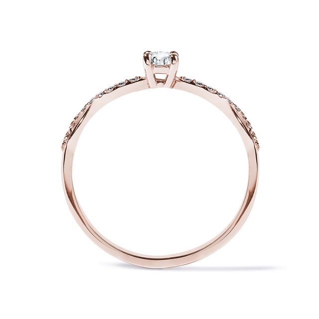 DIAMANTOVÝ PRSTIENOK Z RUŽOVÉHO ZLATA - DIAMANTOVÉ ZÁSNUBNÉ PRSTENE - 