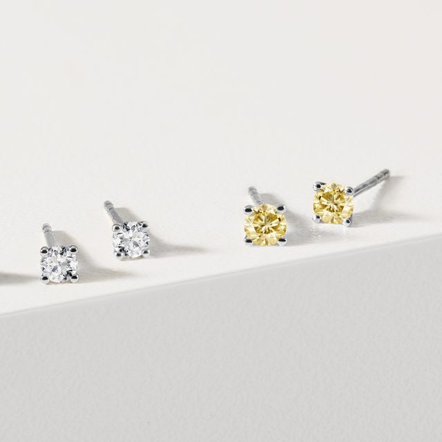 BOUCLES D'OREILLES EN OR BLANC AVEC DIAMANTS JAUNES - BOUCLES D'OREILLES EN DIAMANT - 