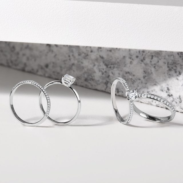 BAGUE DE MARIAGE EN OR BLANC AVEC DIAMANTS - ALLIANCES DE MARIAGE FEMMES - 