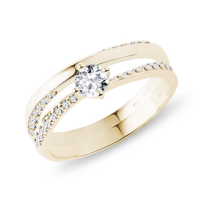 ENGAGEMENT SET WITH BRILLIANTS IN YELLOW GOLD - ENGAGEMENT AND BRIDAL RING SETS - 