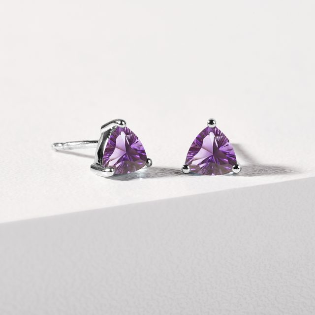 BOUCLES D’OREILLES EN OR BLANC ET AMÉTHYSTES TAILLE TRILLION - BOUCLES D'OREILLES EN AMÉTHYSTE - 