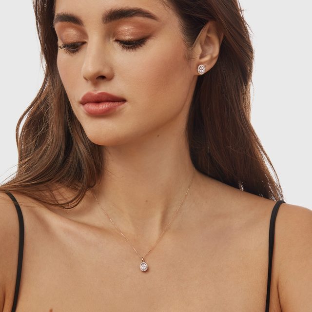 OVALER ANHÄNGER MIT MORGANIT UND DIAMANTEN IN ROSÉGOLD - KETTEN MIT MORGANIT - 