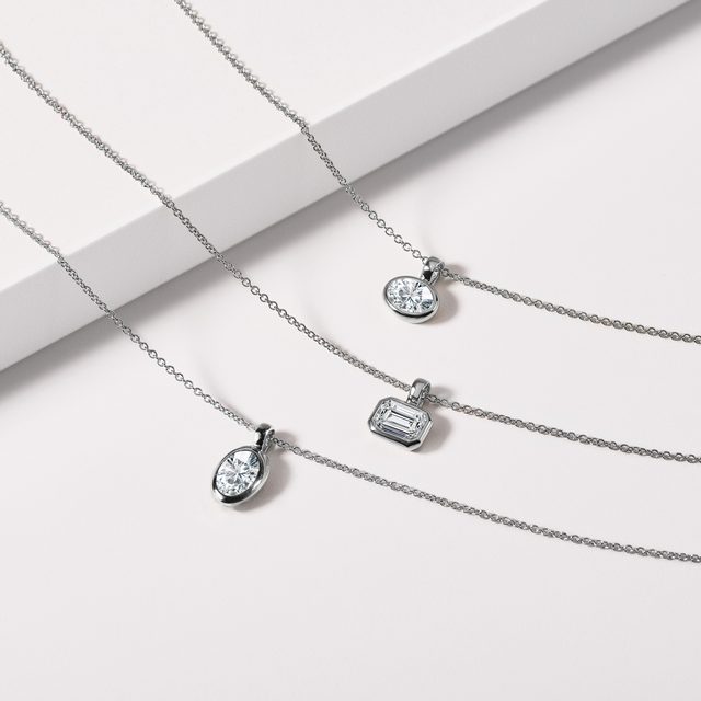 HALSKETTE MIT 0,69 CT OVALEM LABORDIAMANT IN WEISSGOLD - KETTEN MIT DIAMANTEN - 