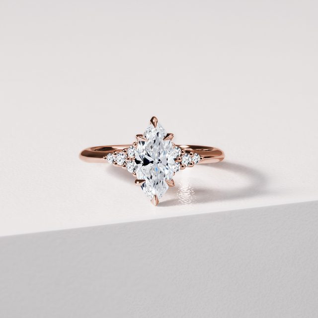PRSTEN S 1,0CT DIAMANTEM V BRUSU MARKÝZA V RŮŽOVÉM ZLATĚ - ZÁSNUBNÍ PRSTENY S LAB GROWN DIAMANTY - 