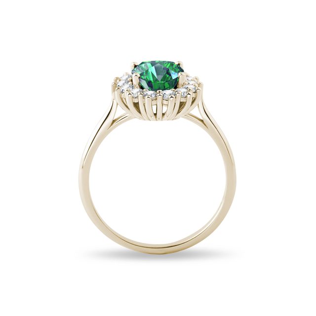RING WITH EMERALD AND BRILLIANTS IN GOLD - EMERALD RINGS - 