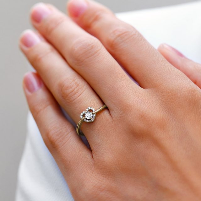 DIAMOND HEART RING MADE OF 14K YELLOW GOLD - DIAMOND ENGAGEMENT RINGS - 