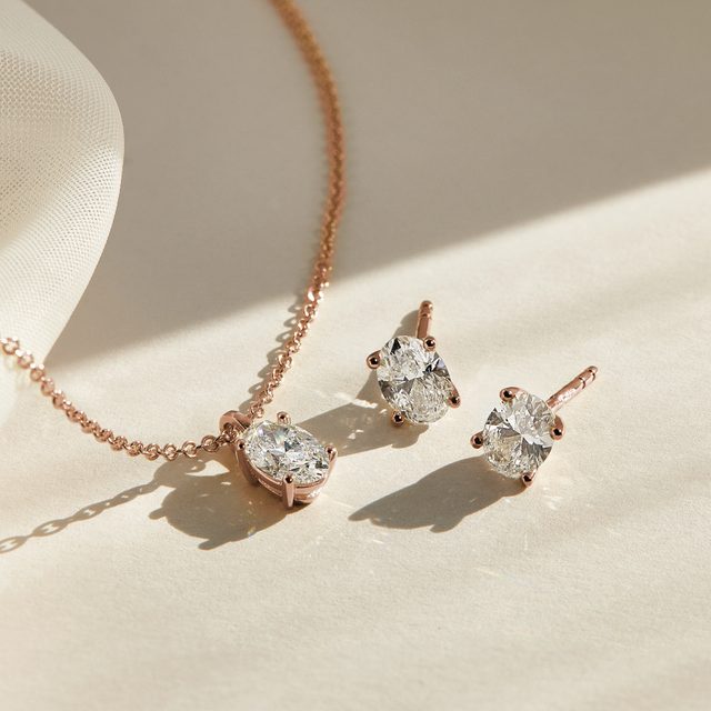 COLLIER EN OR ROSE AVEC DIAMANT DE SYNTHÈSE TAILLE OVALE - COLLIERS AVEC DIAMANTS - 