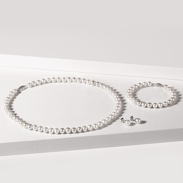 LUXUS-PERLEN-SET IN WEISSGOLD - PERLENSCHMUCK SETS - 