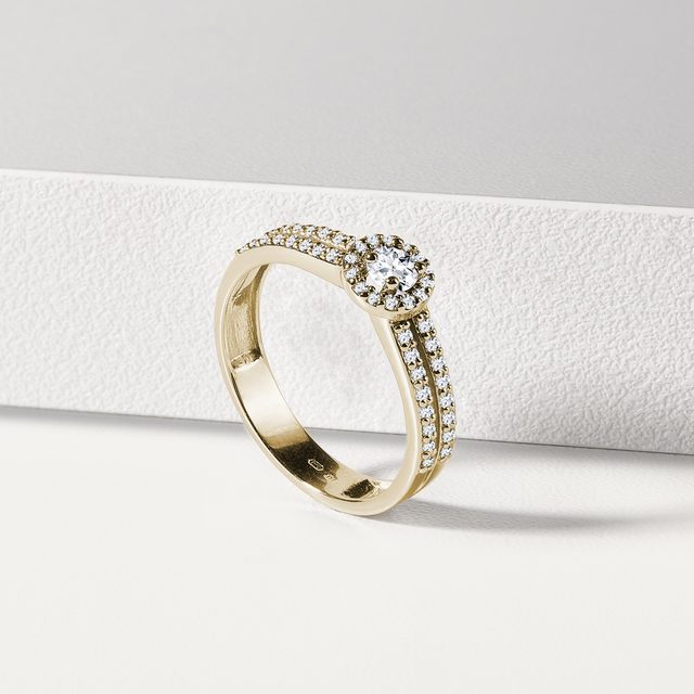 ENGAGEMENT RING WITH DIAMONDS - DIAMOND ENGAGEMENT RINGS - 