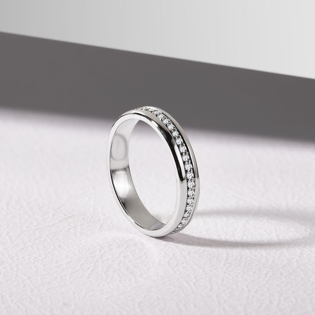 BAGUE DE MARIAGE EN OR BLANC AVEC DIAMANTS - ALLIANCES DE MARIAGE FEMMES - 