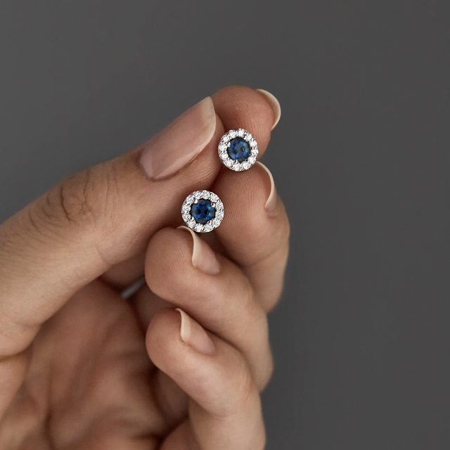 SAPPHIRE AND DIAMOND HALO EARRINGS IN WHITE GOLD - SAPPHIRE EARRINGS - 