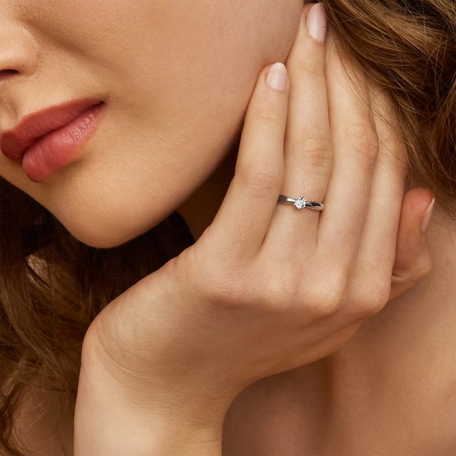 ENGAGEMENT RING WITH BRILLIANT IN 14K WHITE GOLD - BRILLIANT CUT DIAMOND ENGAGEMENT RINGS - 