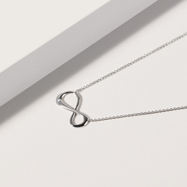 NÁHRDELNÍK NEKONEČNO Z BÍLÉHO 14K ZLATA - NÁHRDELNÍKY S DIAMANTY - 