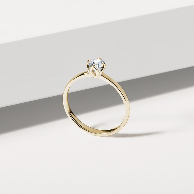 GOLD RING DECORATED WITH DIAMOND - BRILLIANT CUT DIAMOND ENGAGEMENT RINGS - 