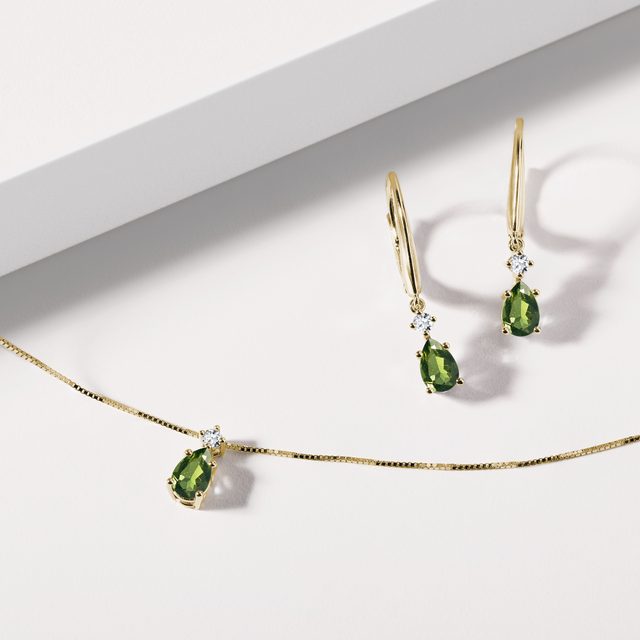 OHRRINGE MIT MOLDAVIT UND DIAMANTEN IN GELBGOLD - OHRRINGE MIT MOLDAVIT - 