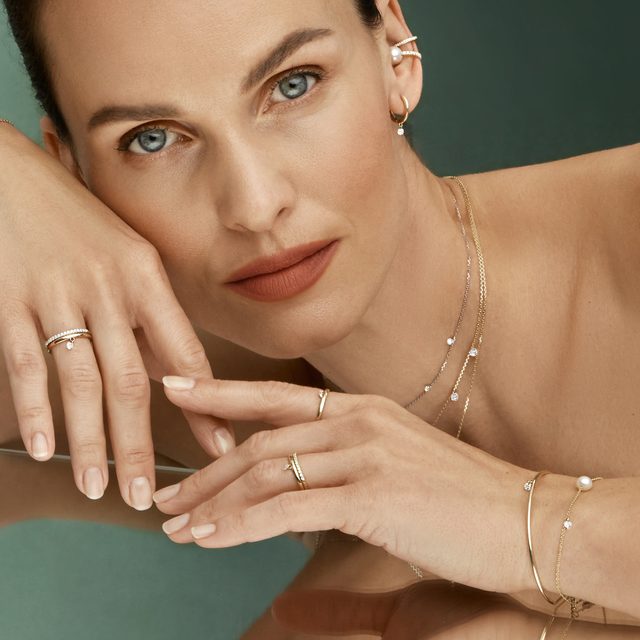 PEARL AND DIAMOND BRACELET IN YELLOW GOLD - PEARL BRACELETS - 