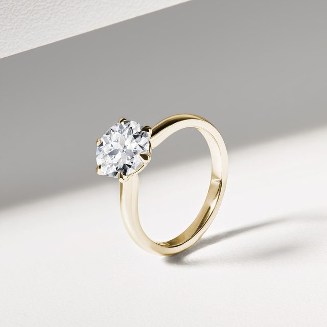 LUXURIÖSER RING MIT LABOR-DIAMANT IN GELBGOLD - RINGE MIT LAB GROWN DIAMANTEN - 