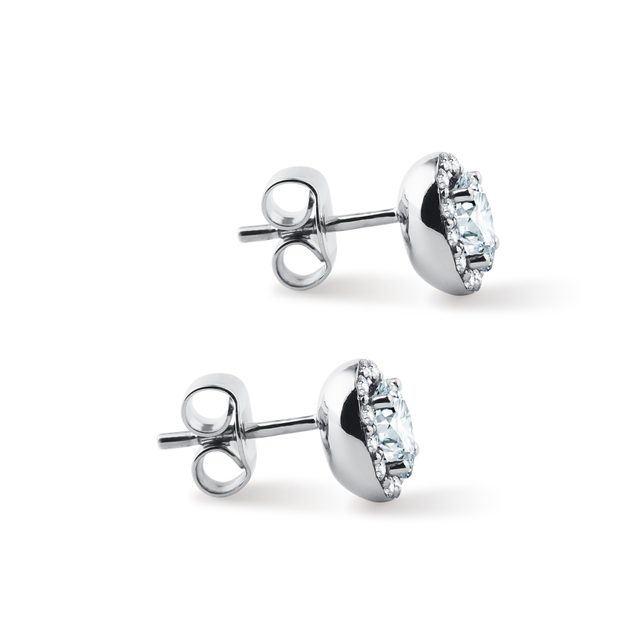 PUCES D'OREILLES AURÉOLE EN OR BLANC AVEC AIGUE-MARINE OVALE ET DIAMANTS - BOUCLES D'OREILLES EN AIGUE-MARINE - 