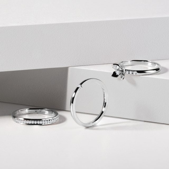 BAGUE POUR FEMMES EN OR BLANC - ALLIANCES DE MARIAGE FEMMES - 