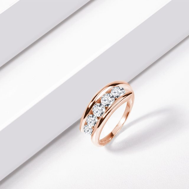 DIAMOND STATEMENT RING IN ROSE GOLD - WOMEN'S WEDDING RINGS - 