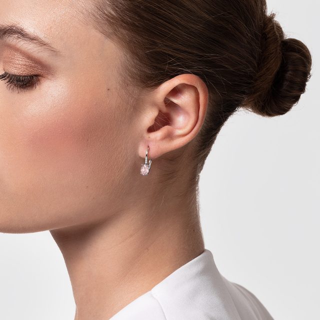 BOUCLES D'OREILLES EN OR BLANC AVEC DIAMANTS ET MORGANITE - BOUCLES D'OREILLES EN MORGANITE - 