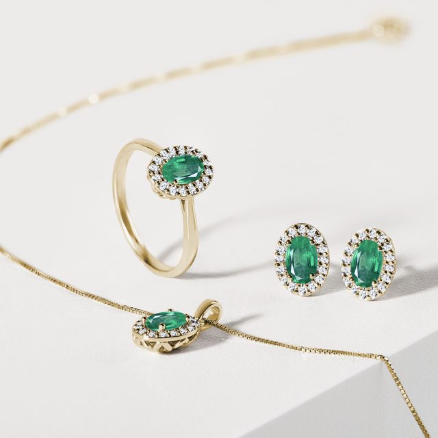 YELLOW GOLD EARRINGS WITH TWO EMERALDS AND DIAMONDS - EMERALD EARRINGS - 